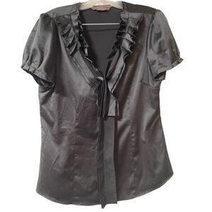 TO THE MAX Shirt Sleeve Pleated Black Blouse-Up with Unique Ruffle Size Large